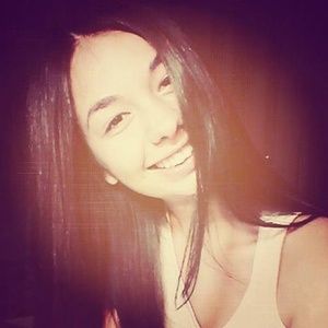 Meet your Posher, Isidora